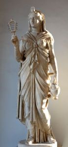 Statue grecque d'Isis